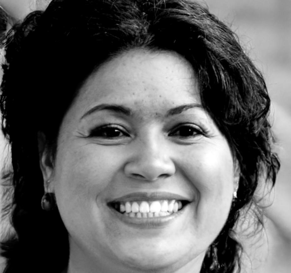 Преподаватель Елена Петрова